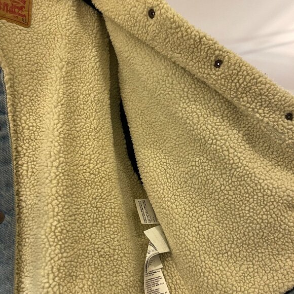 Levi's Denim Trucker Jacket Sherpa - Picture 7 of 8